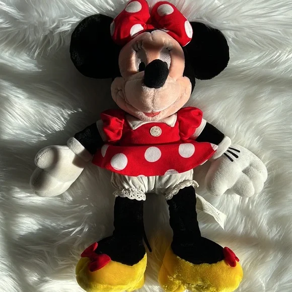 Disney’s Minnie Mouse plush 18” - Picture 5 of 8